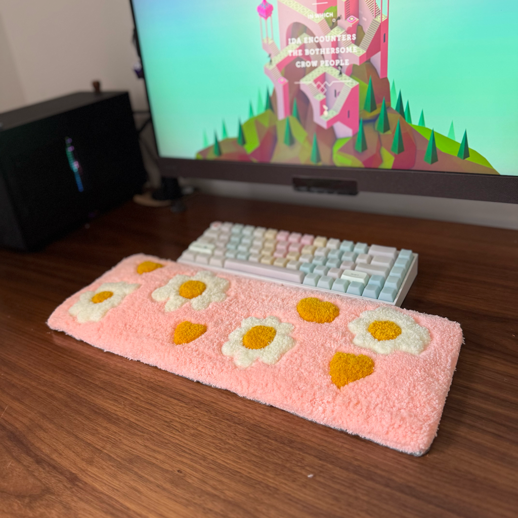 Hand Tufted Daisy Pattern Keyboard Rug, Pink Kawaii Desk Decor, Soft Wrist Rest Accessory