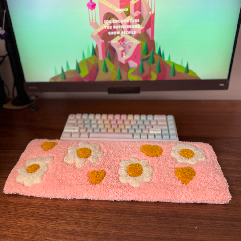 Hand Tufted Daisy Pattern Keyboard Rug, Pink Kawaii Desk Decor, Soft Wrist Rest Accessory