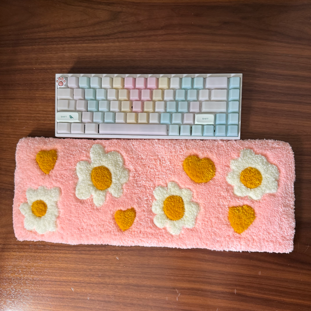 Hand Tufted Daisy Pattern Keyboard Rug, Pink Kawaii Desk Decor, Soft Wrist Rest Accessory