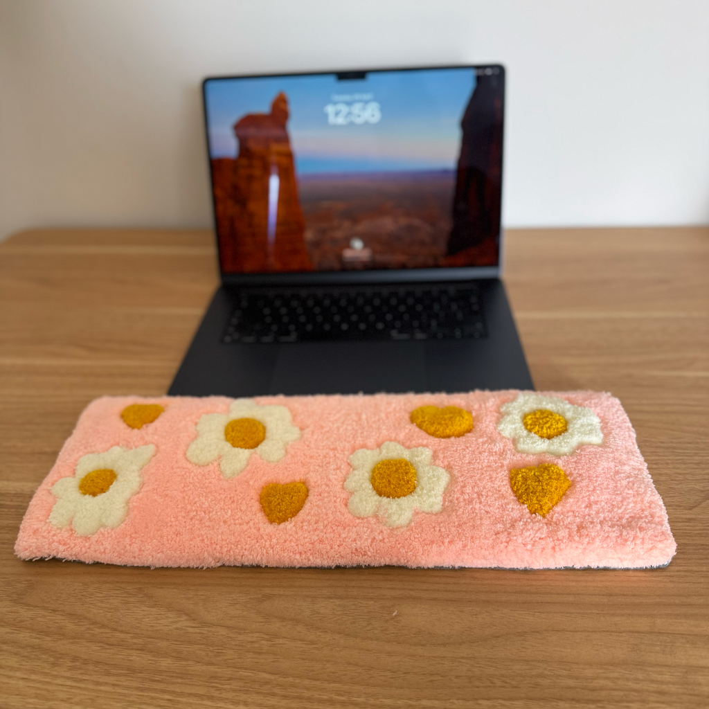Hand Tufted Daisy Pattern Keyboard Rug, Pink Kawaii Desk Decor, Soft Wrist Rest Accessory